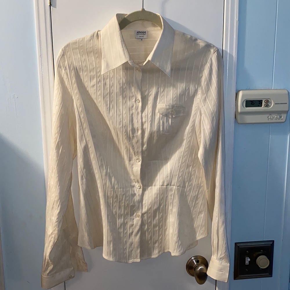 Armani ladies dress shirt cream color size 12 in good condition